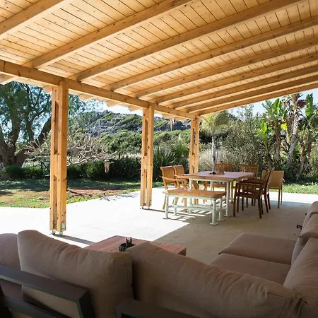 Appartement Mera Beachfront House - *