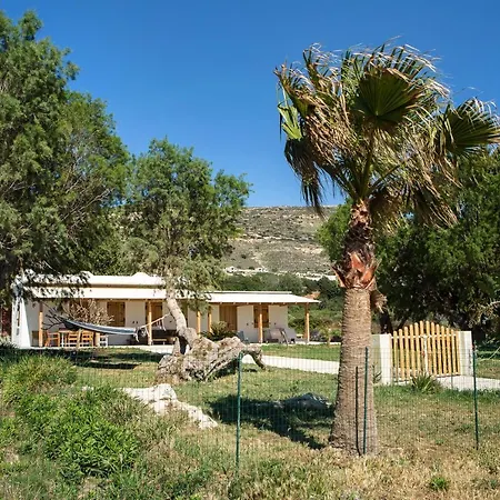 Mera Beachfront House - Appartement